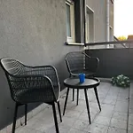 Moderne In Ideal Fuer Familien Und Monteure Bis 6 Personen מארל