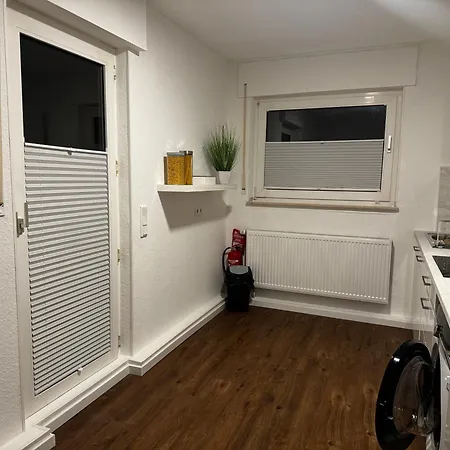 Moderne In Ideal Fuer Familien Und Monteure Bis 6 Personen *