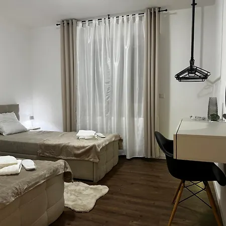 Moderne In Ideal Fuer Familien Und Monteure Bis 6 Personen Marl