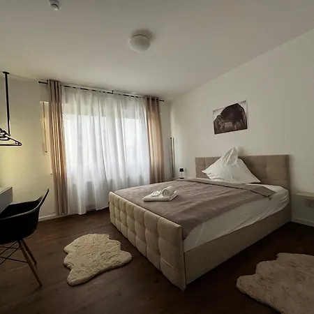 Moderne In Ideal Fuer Familien Und Monteure Bis 6 Personen