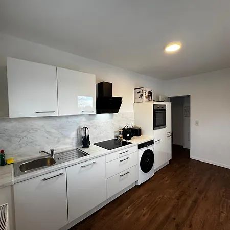 Moderne In Ideal Fuer Familien Und Monteure Bis 6 Personen Daire