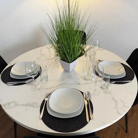 Moderne In Ideal Fuer Familien Und Monteure Bis 6 Personen