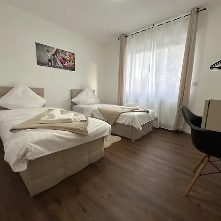 Moderne In Ideal Fuer Familien Und Monteure Bis 6 Personen Marl