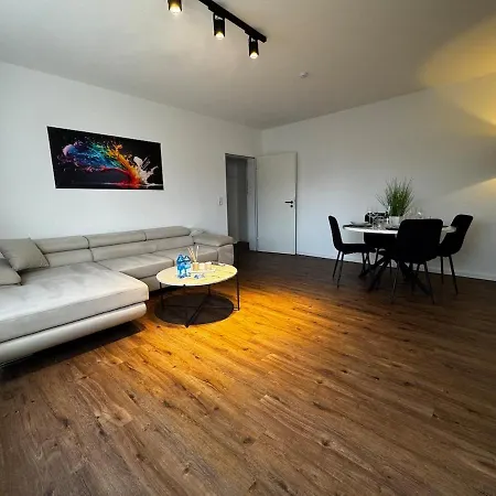 Moderne In Ideal Fuer Familien Und Monteure Bis 6 Personen *