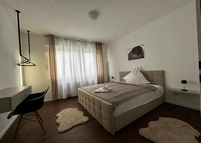 Moderne In Ideal Fuer Familien Und Monteure Bis 6 Personen