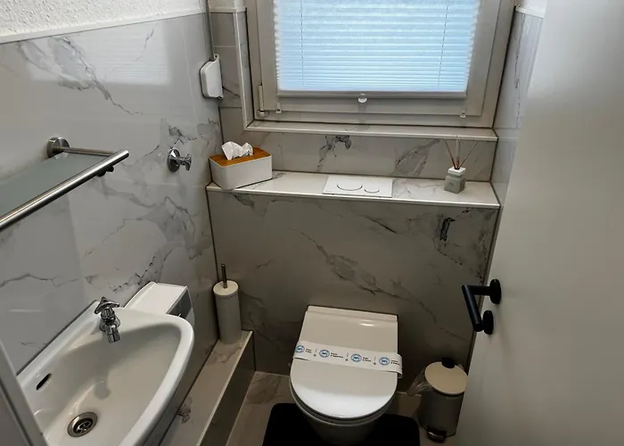 Moderne In Ideal Fuer Familien Und Monteure Bis 6 Personen 公寓 *