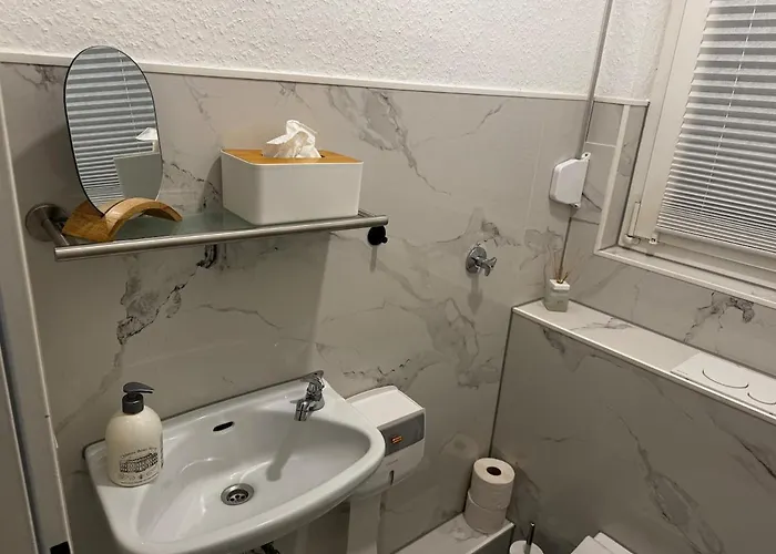 公寓 Moderne In Ideal Fuer Familien Und Monteure Bis 6 Personen